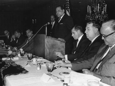 Diógenes Fernández, Gobernador Banco Central en Almuerzo AMCHAMDR 1969