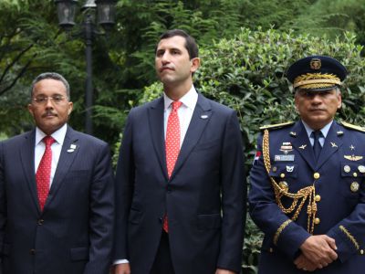 Ramón Ortega, Roberto Herrera y el General Pedro Valenzuela